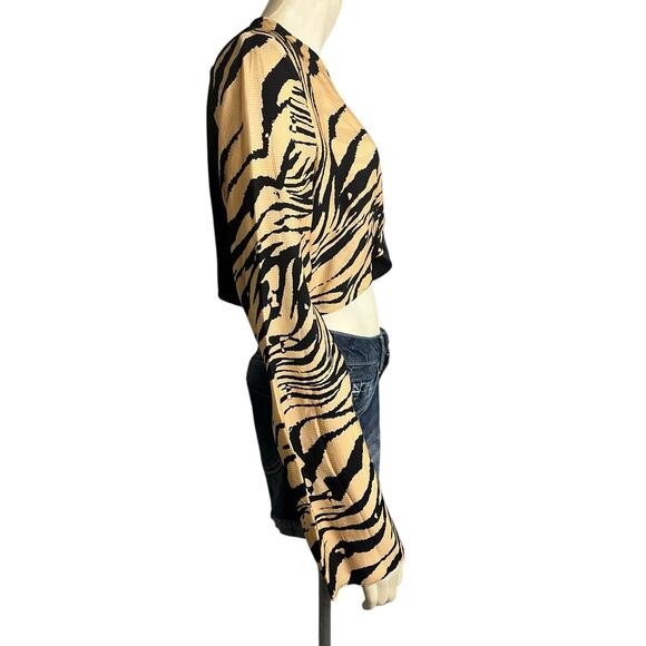 NWT Usisi Sister Hermione Crop Top Black Tiger Women's M Colorblock Casual Chic - Picture 6 of 10